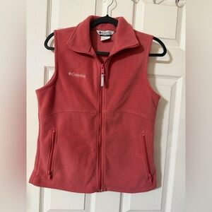 Columbia Vibrant  🍑 color Fleece Vest